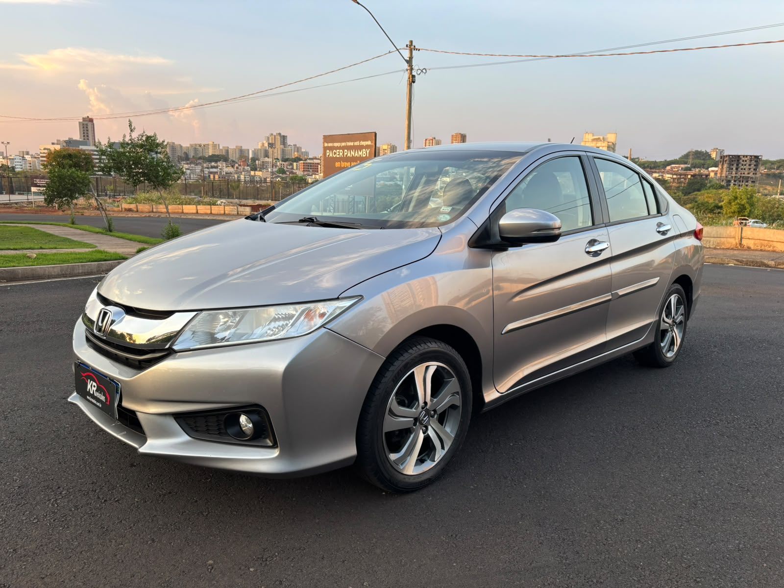 City Sedan EX 1.5 Flex 16V 4p Aut. 2015